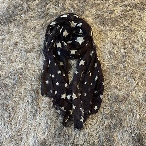 Grey, Star-Patterned Scarf - American Eagle